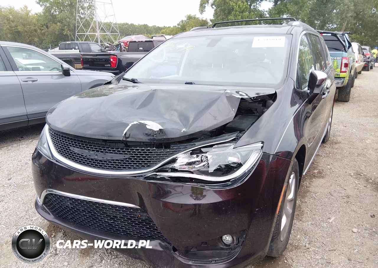 2017 Chrysler Pacifica Limited VIN:2C4RC1GG6HR525525 - 6
