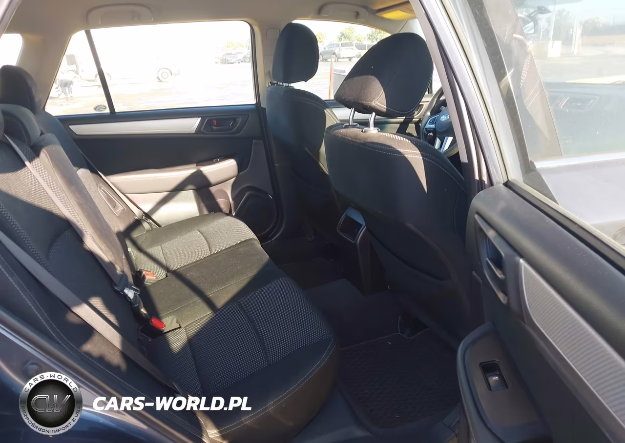 2017 Subaru Outback 2.5I VIN:4S4BSAACXH3352140 - 8