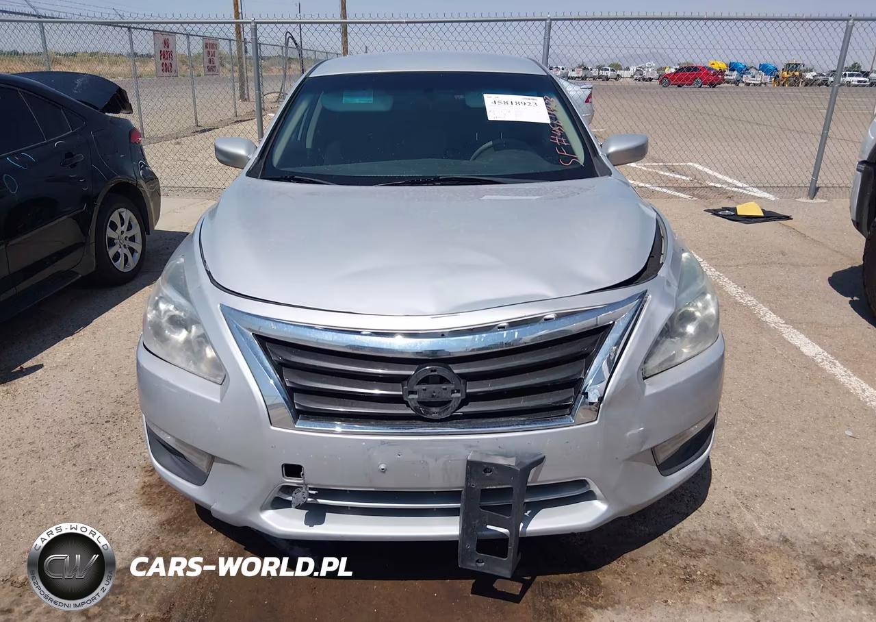 2015 Nissan Altima 2.5 S VIN:1N4AL3AP1FN917930 - 12