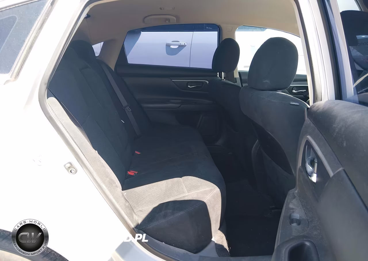 2015 Nissan Altima 2.5 S VIN:1N4AL3AP1FN917930 - 8