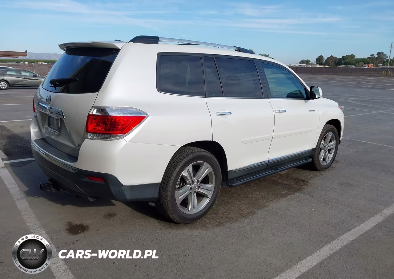 2011 Toyota Highlander Limited V6 VIN:5TDDK3EH1BS045198 - 4