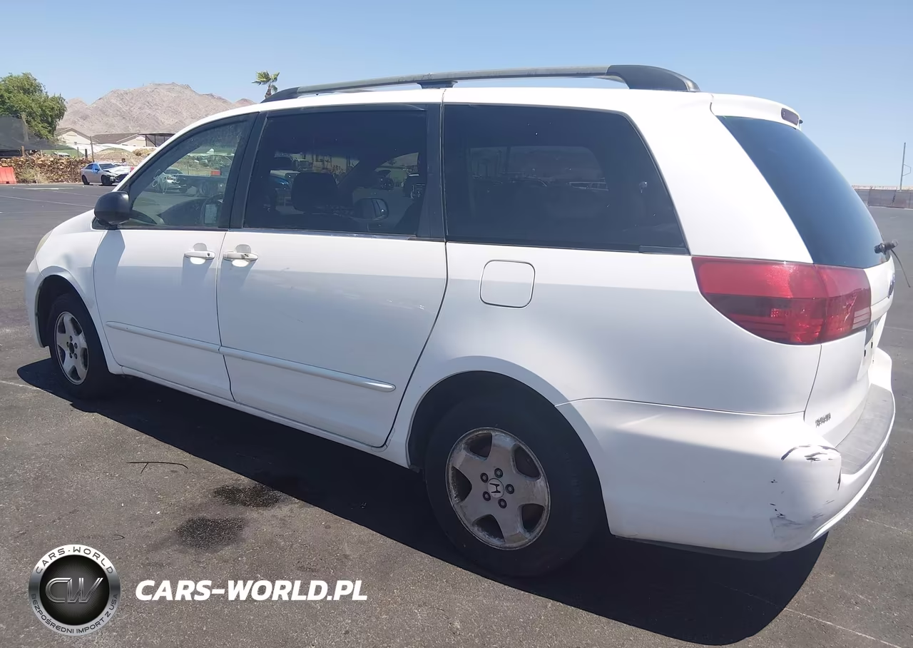 2004 Toyota Sienna Le VIN:5TDZA23C64S149554 - 3
