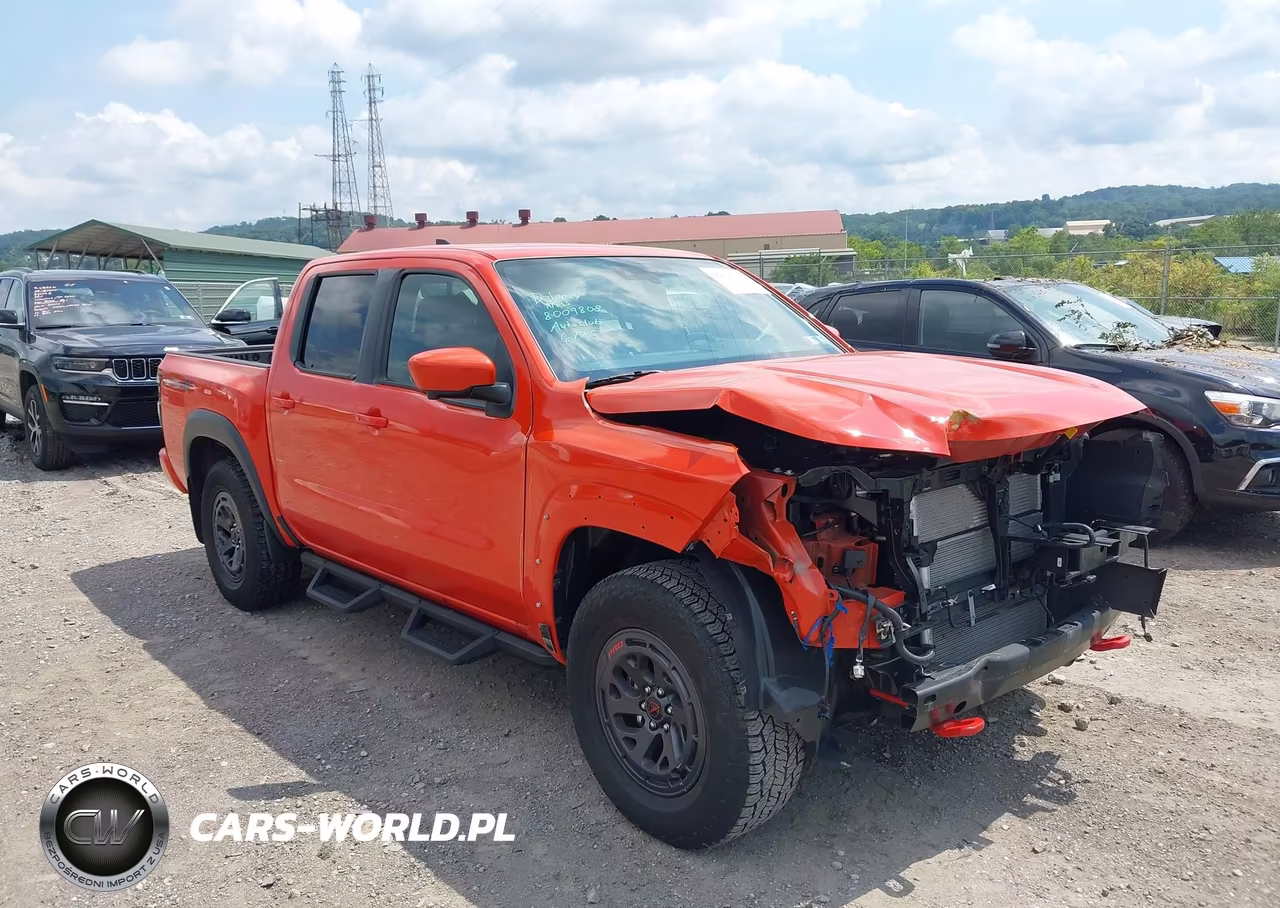 2025 Nissan Frontier Pro-4X 4X4 – zdjęcie 1 z 17