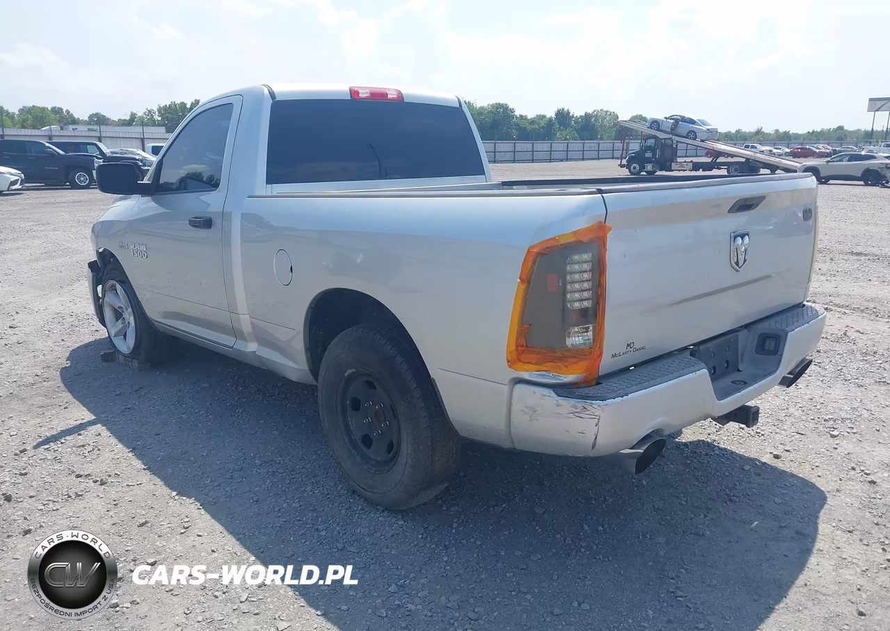 2014 Ram 1500 Express VIN:3C6JR6AT2EG174345 - 3
