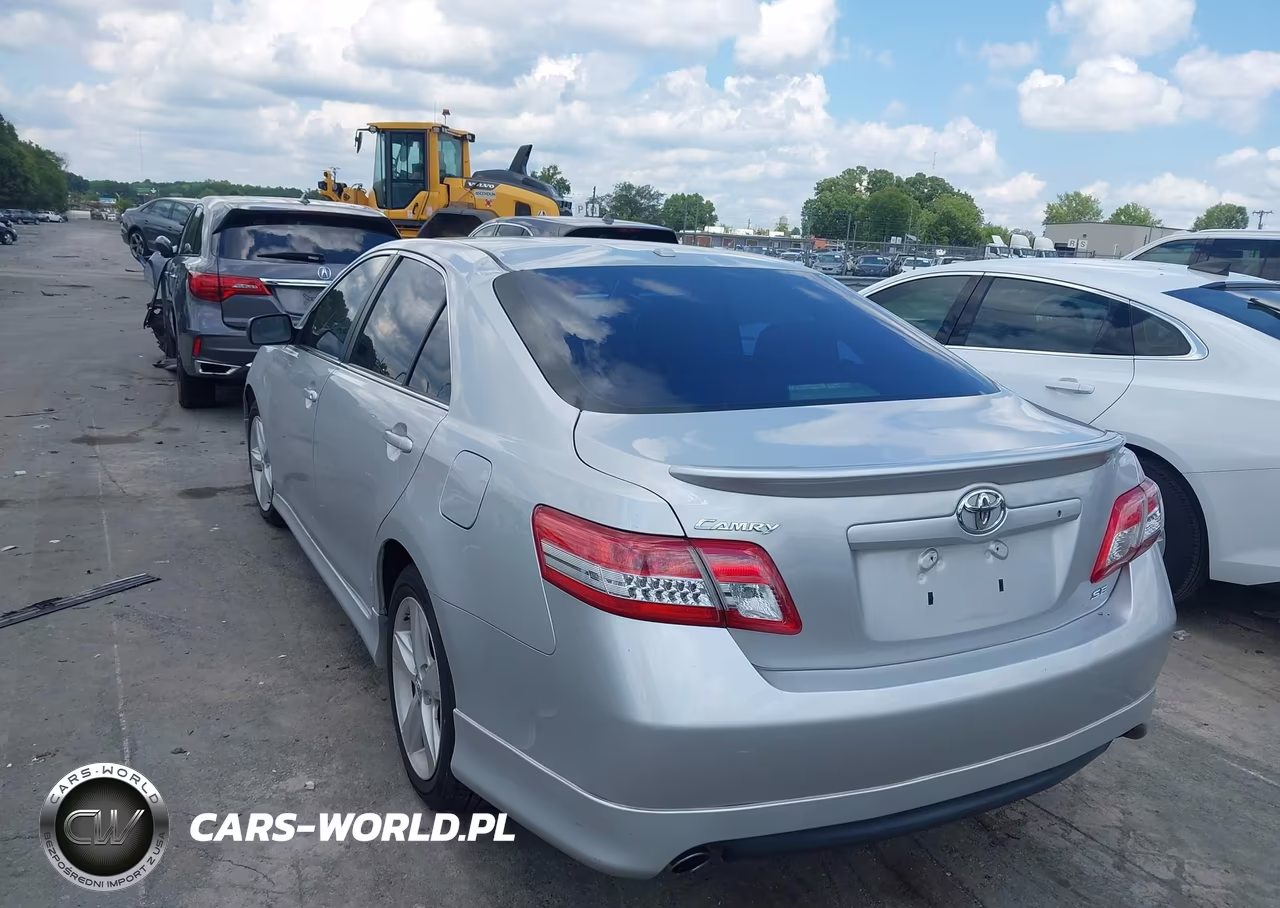 2010 Toyota Camry Se VIN:4T1BF3EK8AU113963 - 3