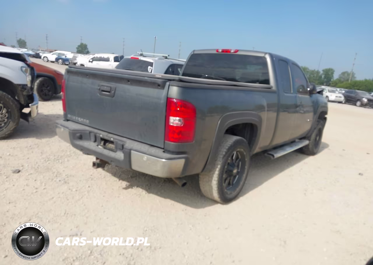 2011 Chevrolet Silverado 1500 Lt VIN:1GCRKSE35BZ173253 - 4