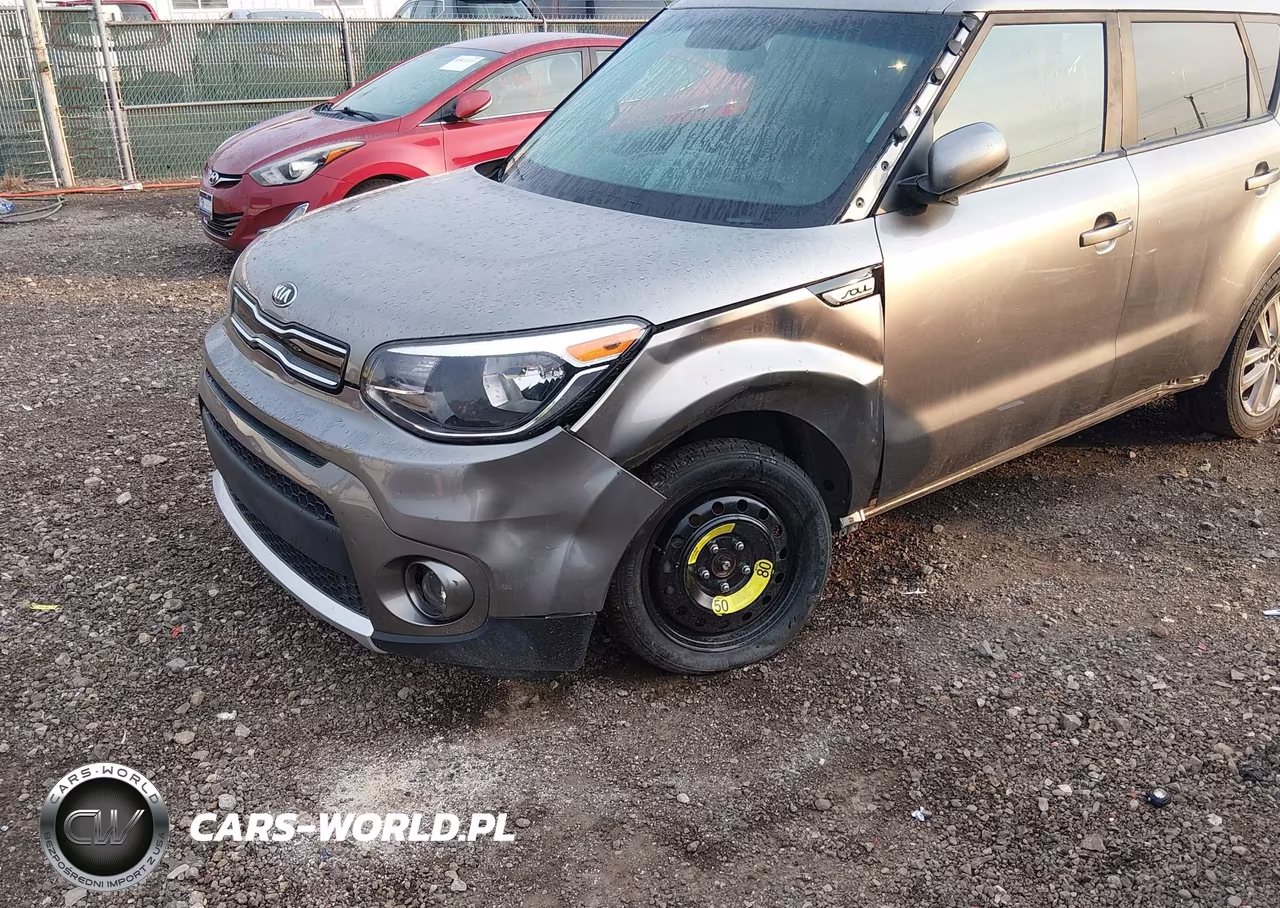 2018 Kia Soul + VIN:KNDJP3A53J7611807 - 6