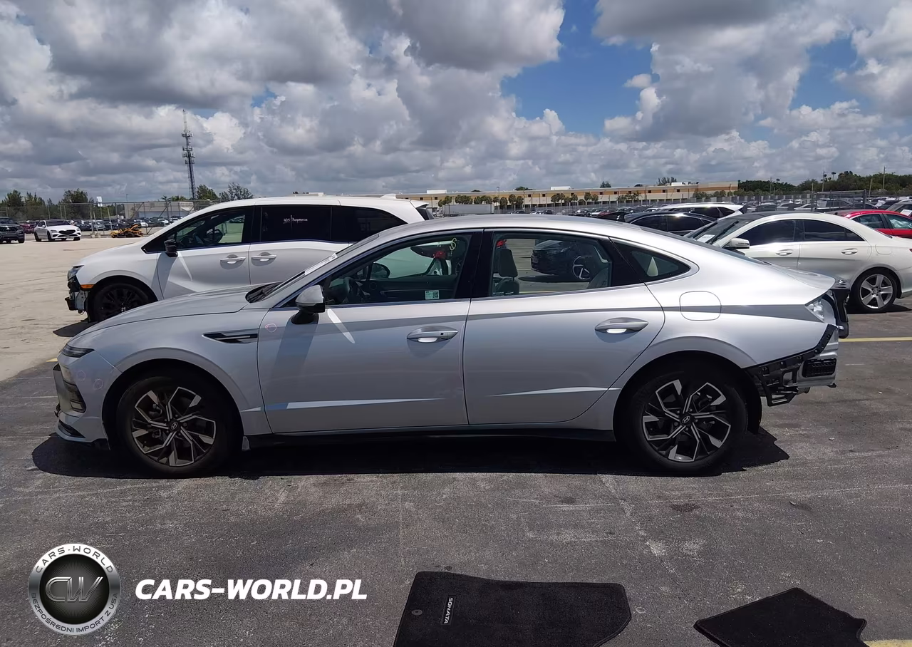 2025 Hyundai Sonata Sel VIN:KMHL64JA2SA482120 - 15