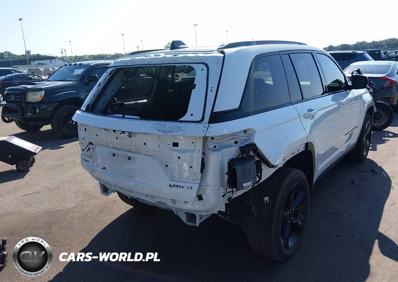 2025 Jeep Grand Cherokee Limited 4X4 VIN:1C4RJHBG4SC362816 - 4