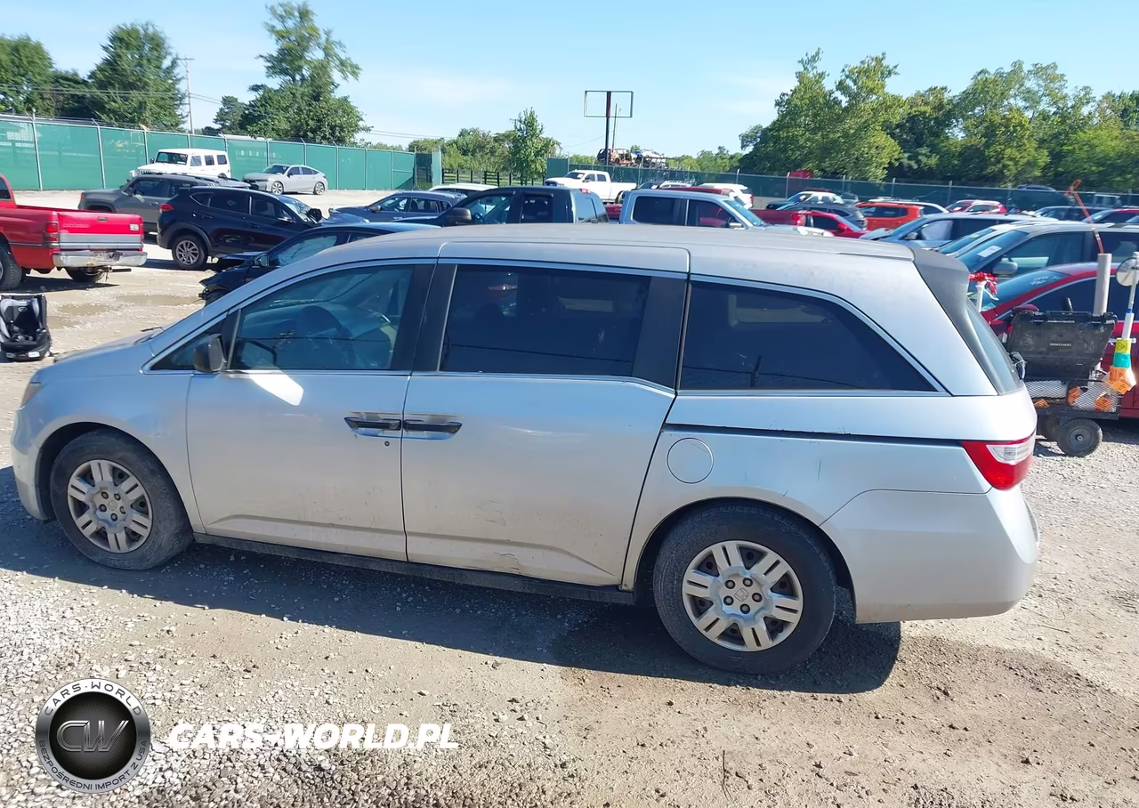 2012 Honda Odyssey Lx VIN:5FNRL5H29CB014213 - 13