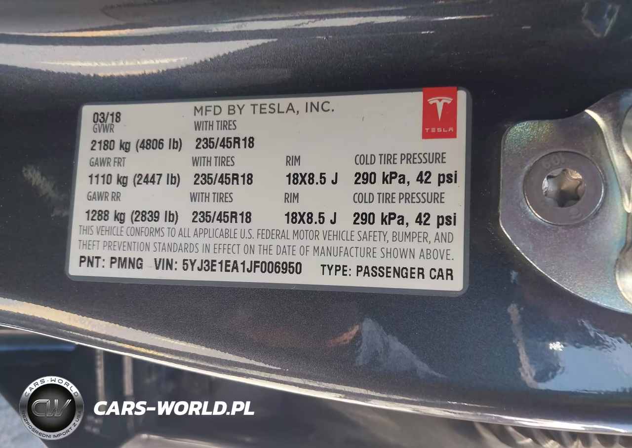 2018 Tesla Model 3 Long Range-Mid Range VIN:5YJ3E1EA1JF006950 - 9