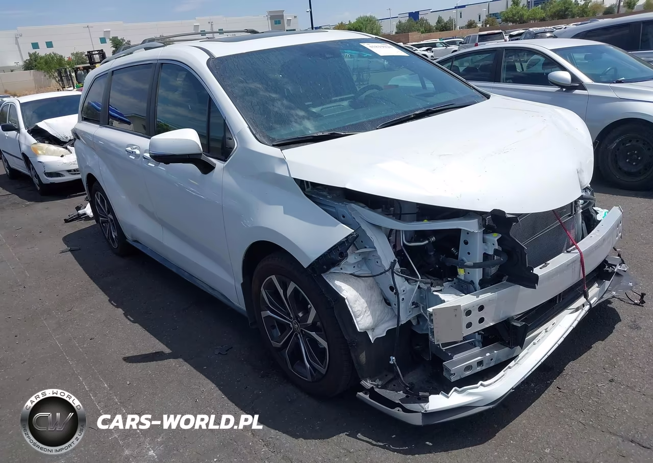 2025 Toyota Sienna Platinum – zdjęcie 1 z 17