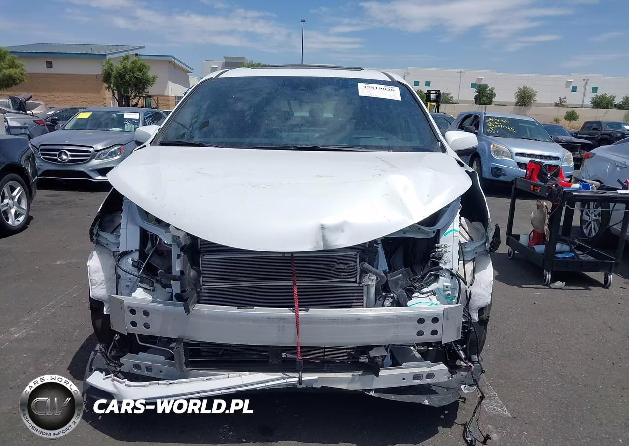 2025 Toyota Sienna Platinum VIN:5TDERKEC2SS289408 - 12