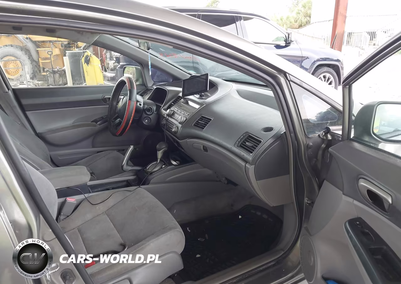 2007 Honda Civic Lx VIN:2HGFA16537H314300 - 5