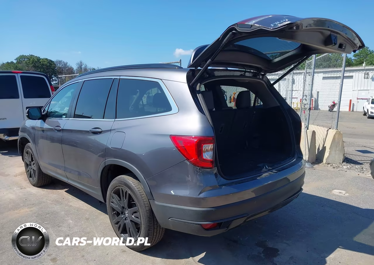 2021 Honda Pilot Awd Special Edition VIN:5FNYF6H24MB054919 - 3