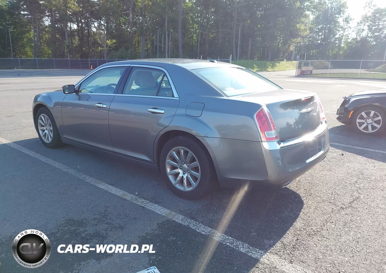2011 Chrysler 300 Limited VIN:2C3CA5CG7BH598462 - 3