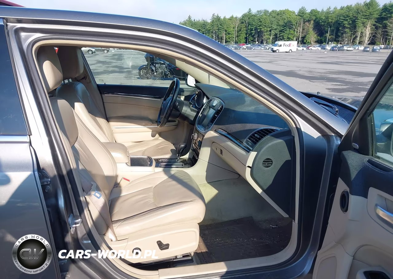 2011 Chrysler 300 Limited VIN:2C3CA5CG7BH598462 - 5