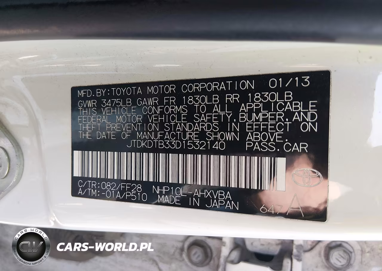2013 Toyota Prius C Two VIN:JTDKDTB33D1532140 - 9