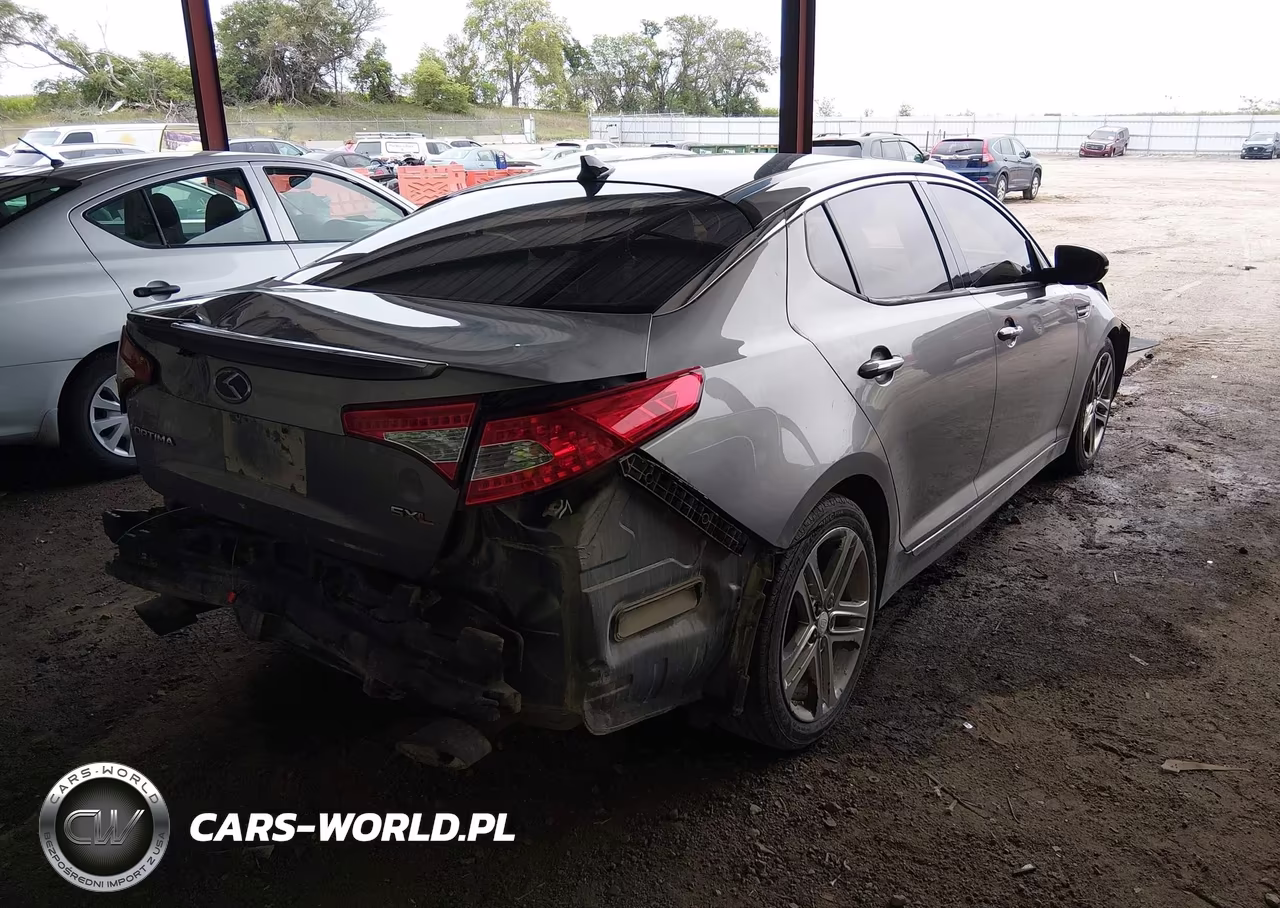 2013 Kia Optima Sx VIN:5XXGR4A61DG105844 - 4
