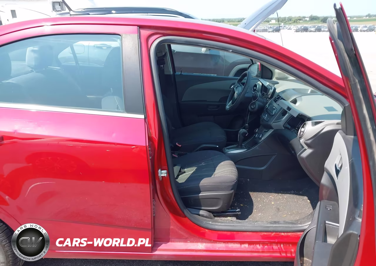 2012 Chevrolet Sonic 2Lt VIN:1G1JC5SHXC4202927 - 5