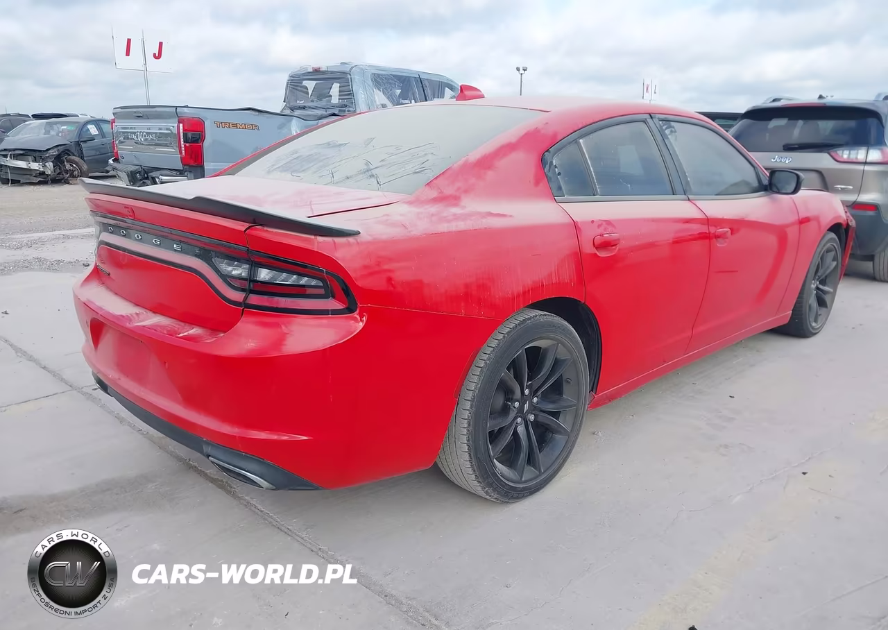 2018 Dodge Charger Sxt Plus Rwd VIN:2C3CDXHG5JH174241 - 4