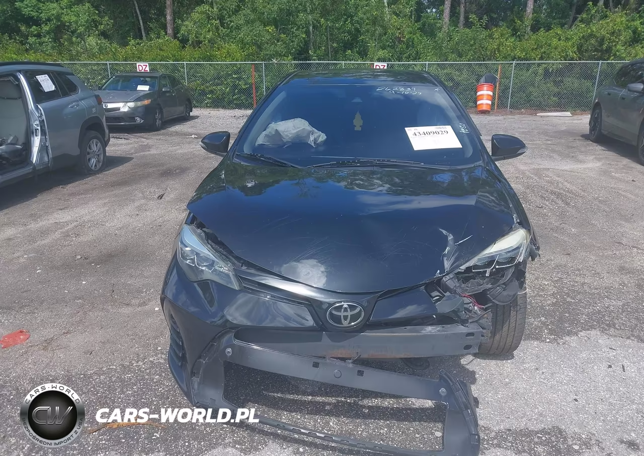 2019 Toyota Corolla Se VIN:2T1BURHEXKC207988 - 12