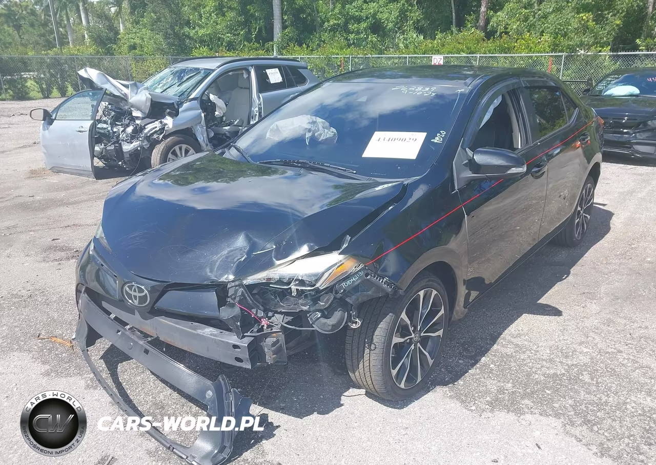 2019 Toyota Corolla Se VIN:2T1BURHEXKC207988 - 17