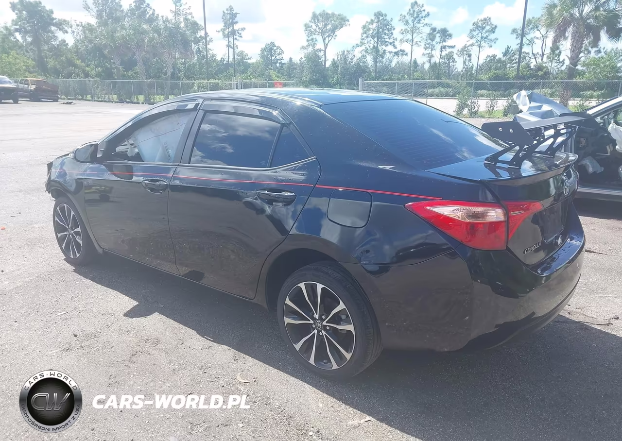 2019 Toyota Corolla Se VIN:2T1BURHEXKC207988 - 3