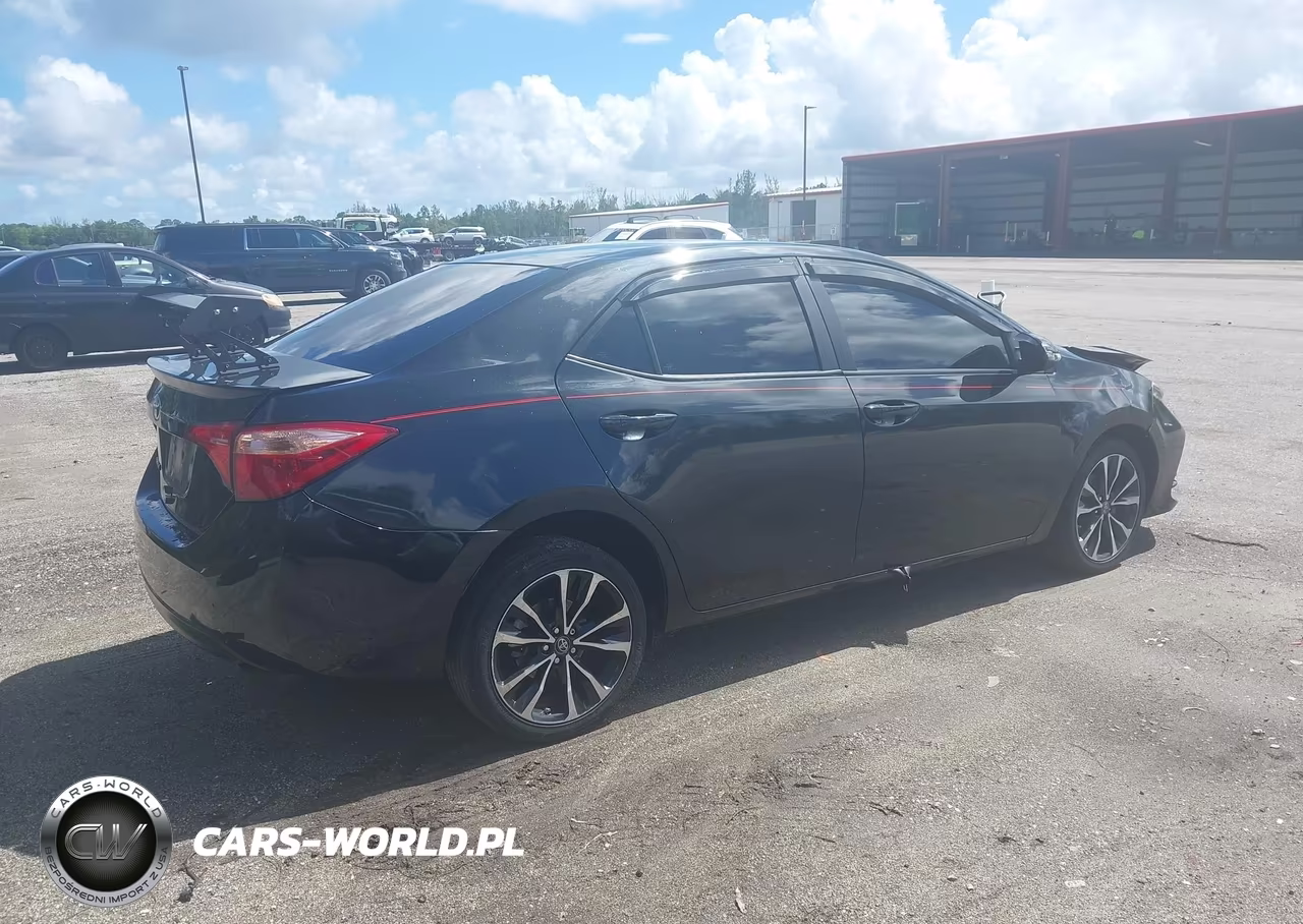 2019 Toyota Corolla Se VIN:2T1BURHEXKC207988 - 4