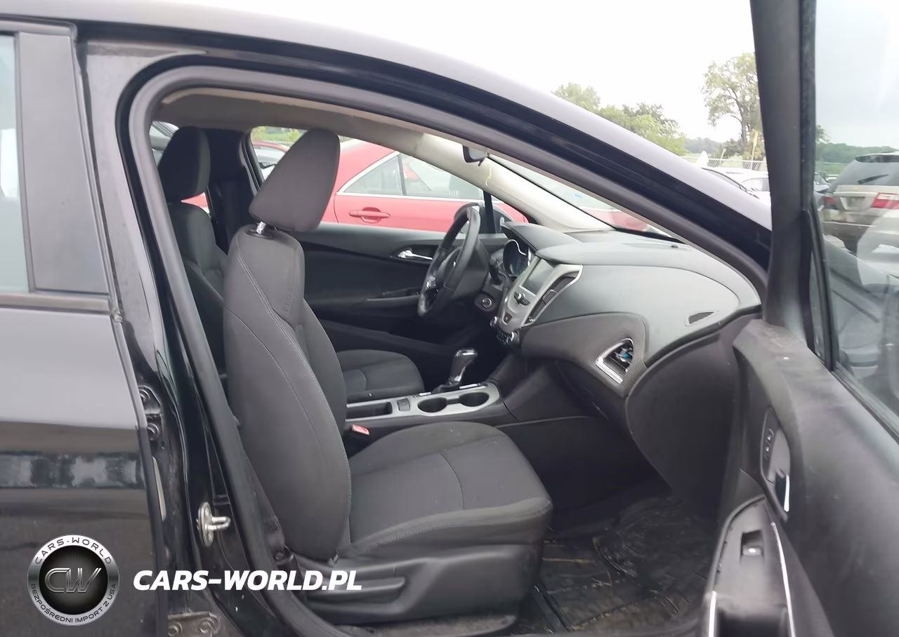 2017 Chevrolet Cruze Ls Auto VIN:1G1BC5SM8H7212993 - 5