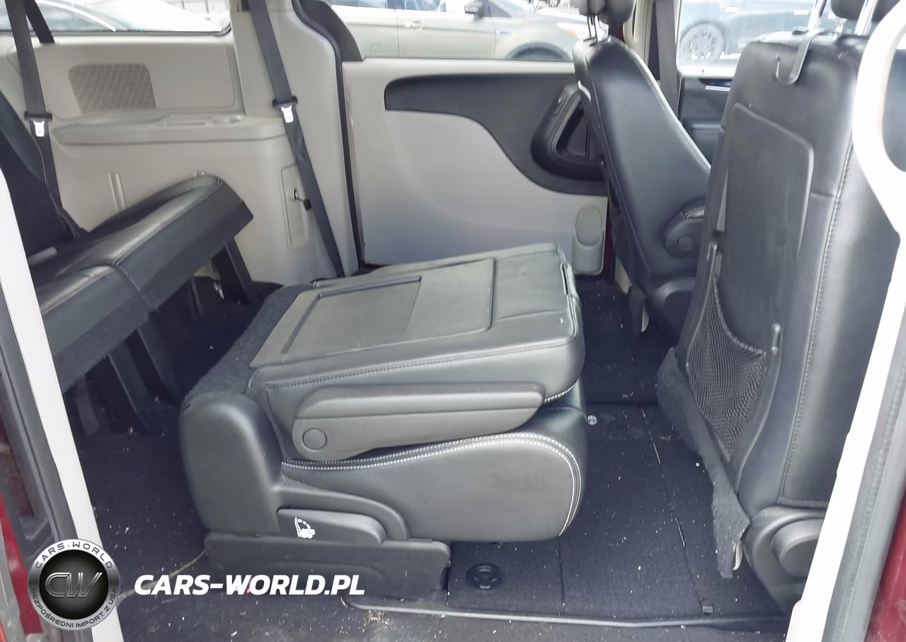 2018 Dodge Grand Caravan Sxt VIN:2C4RDGCG3JR208328 - 8