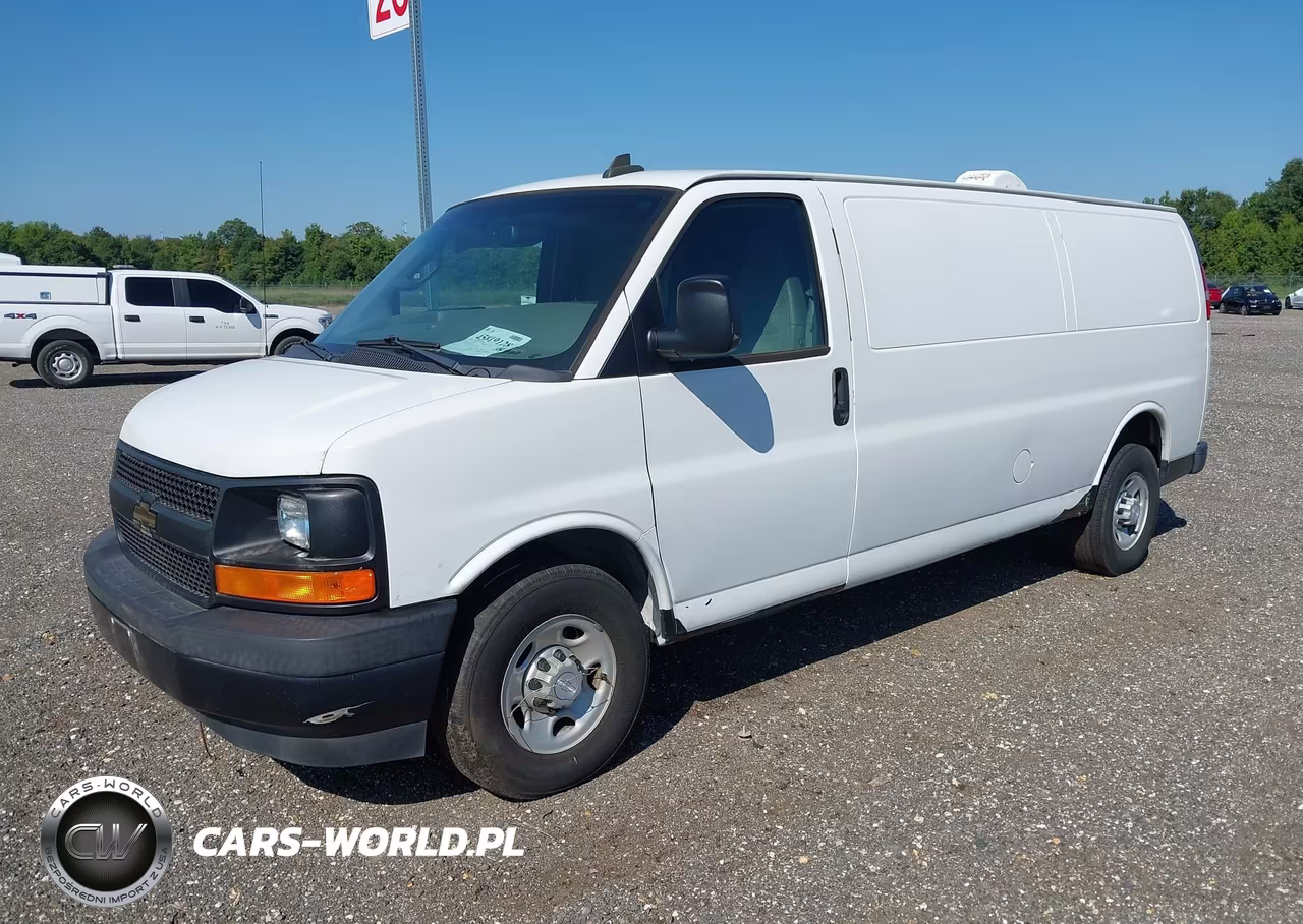 2017 Chevrolet Express 3500 Work Van VIN:1GCZGHFF4H1314625 - 2