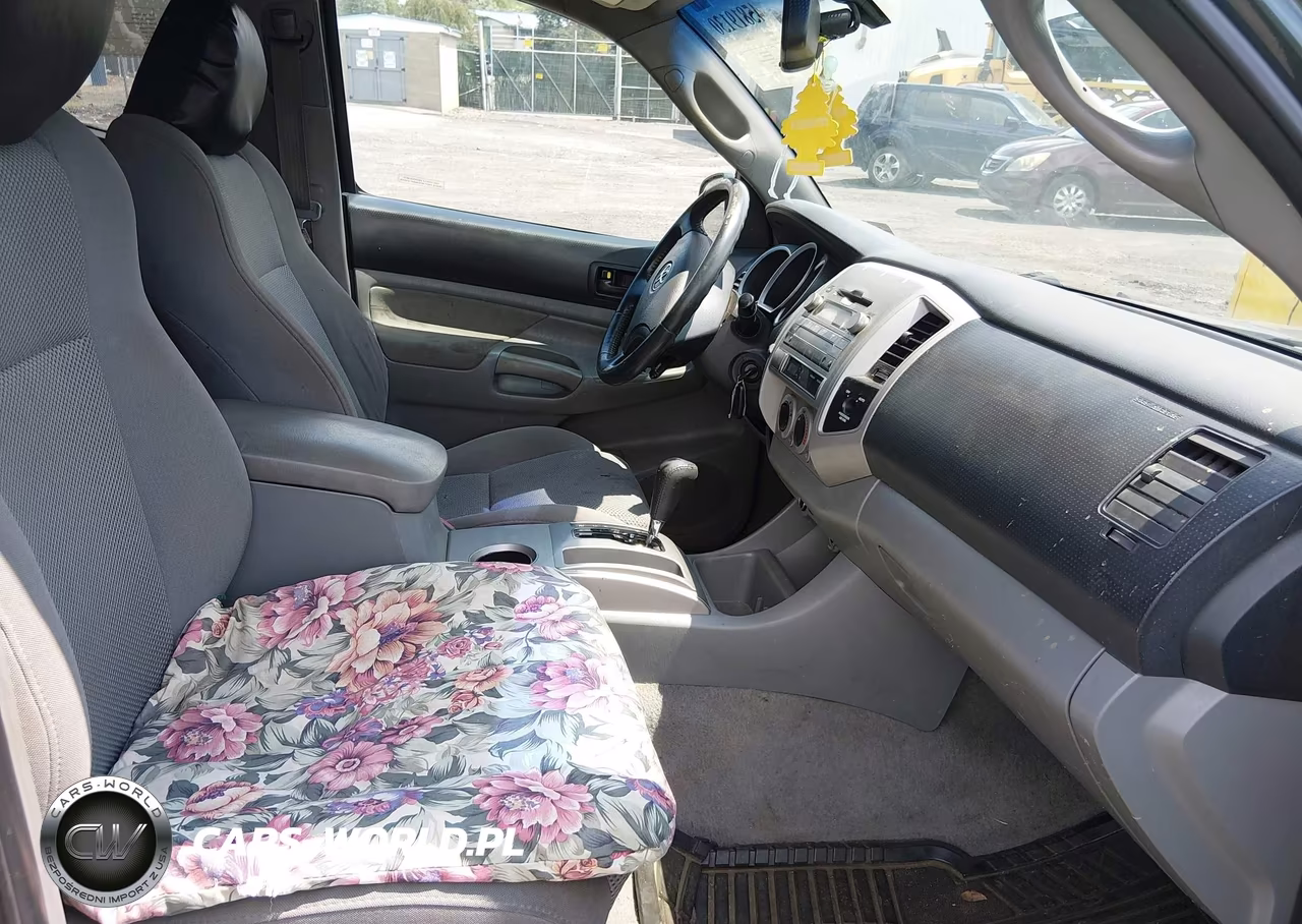 2009 Toyota Tacoma Base V6 VIN:5TEUU42N39Z642912 - 5