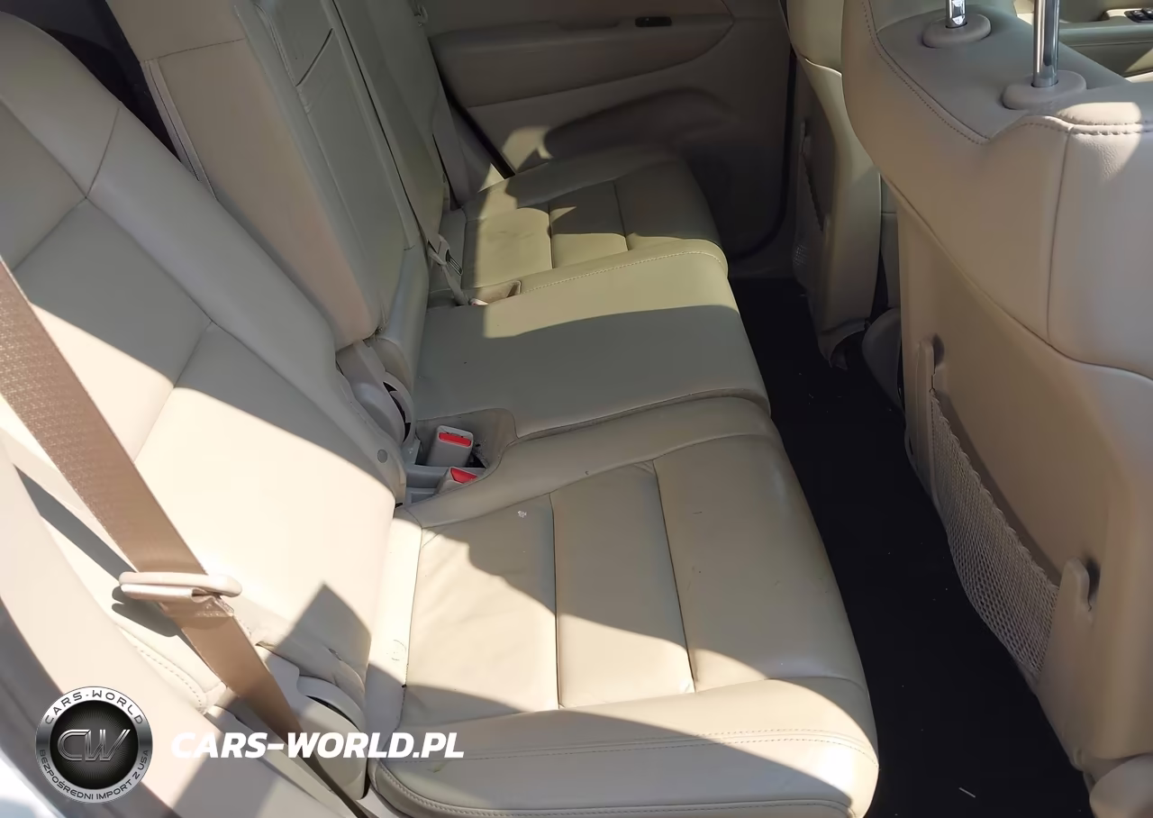 2019 Jeep Grand Cherokee Limited 4X2 VIN:1C4RJEBGXKC662410 - 8