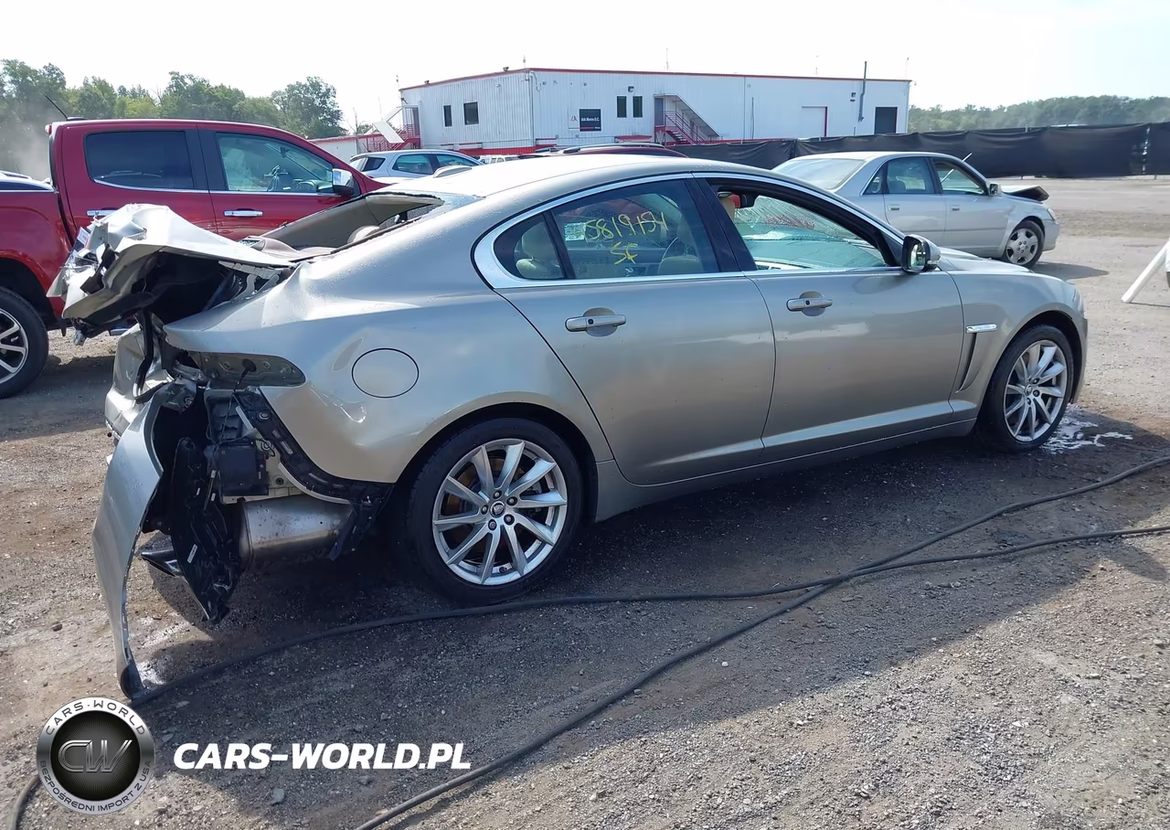 2012 Jaguar Xf VIN:SAJWA0FB1CLS41411 - 4