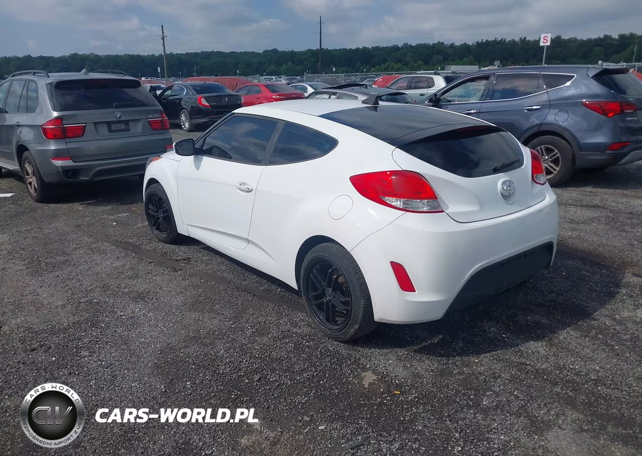 2017 Hyundai Veloster VIN:KMHTC6AD2HU312023 - 3