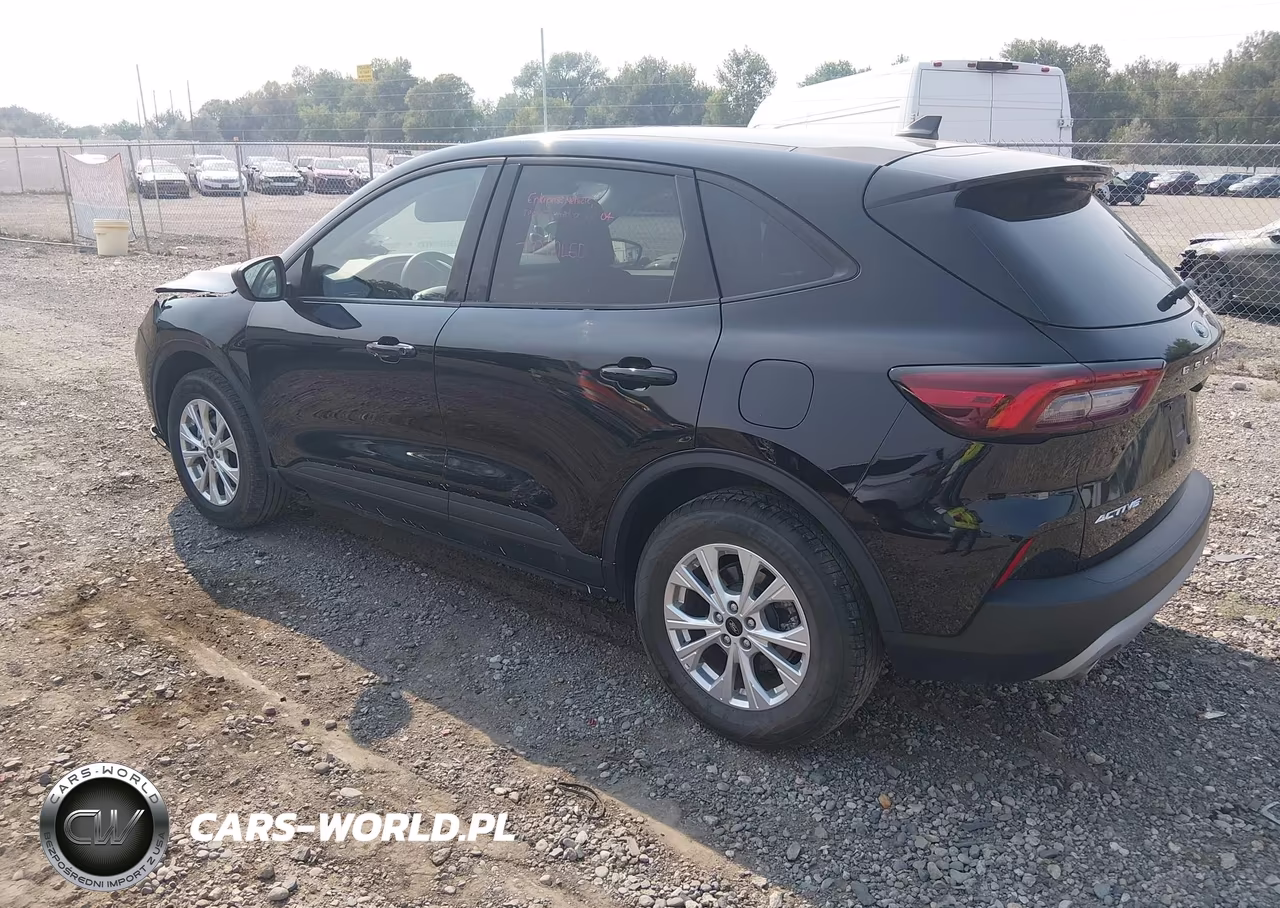 2025 Ford Escape Active VIN:1FMCU9GN4SUB03582 - 3
