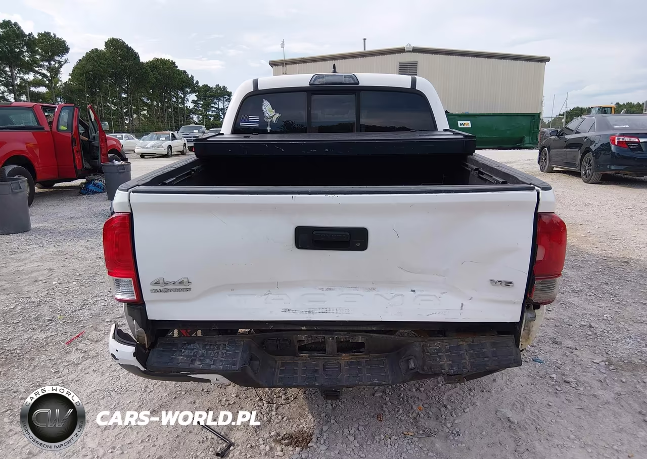 2018 Toyota Tacoma Sr V6 VIN:3TMCZ5AN2JM153486 - 16