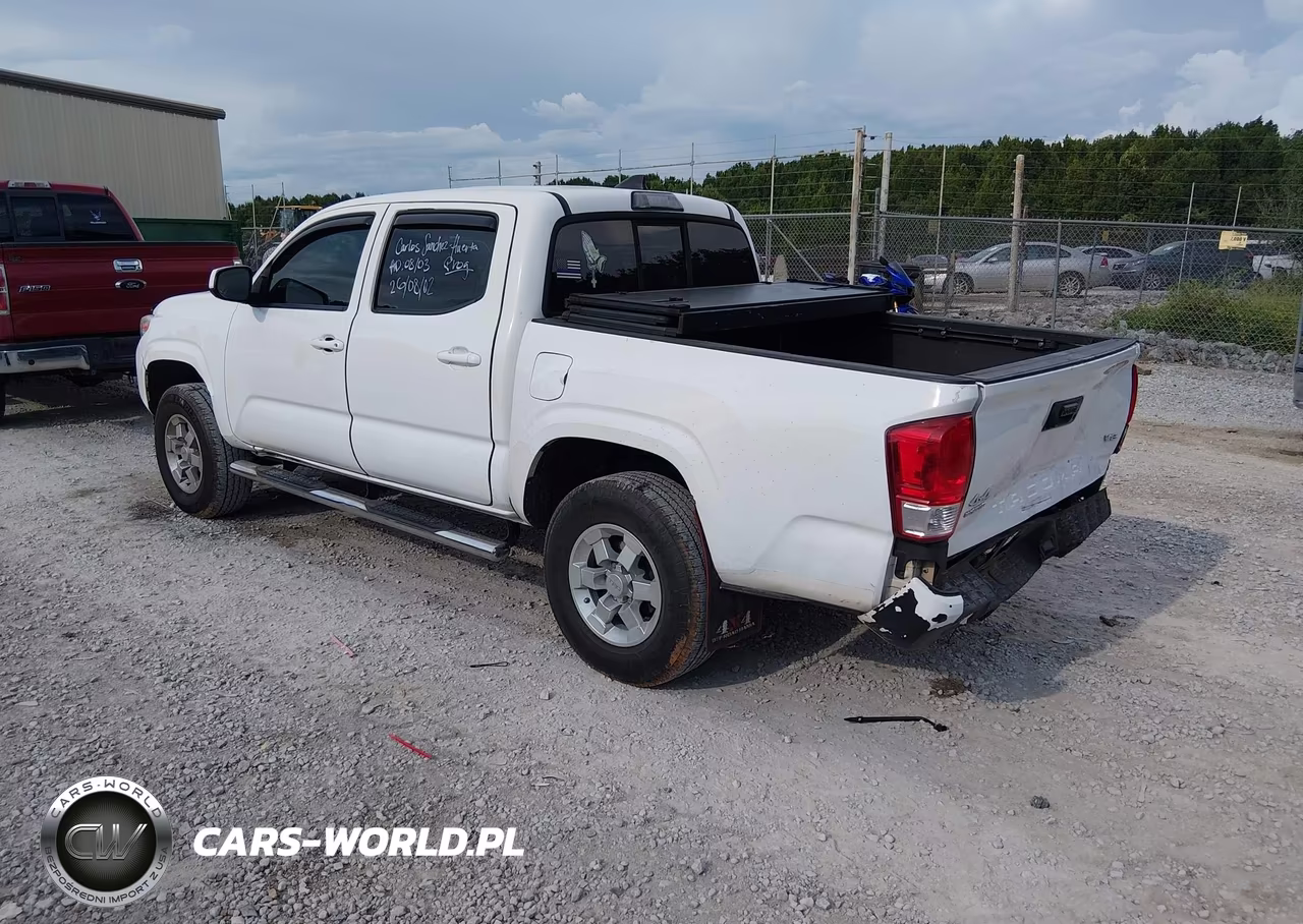 2018 Toyota Tacoma Sr V6 VIN:3TMCZ5AN2JM153486 - 3