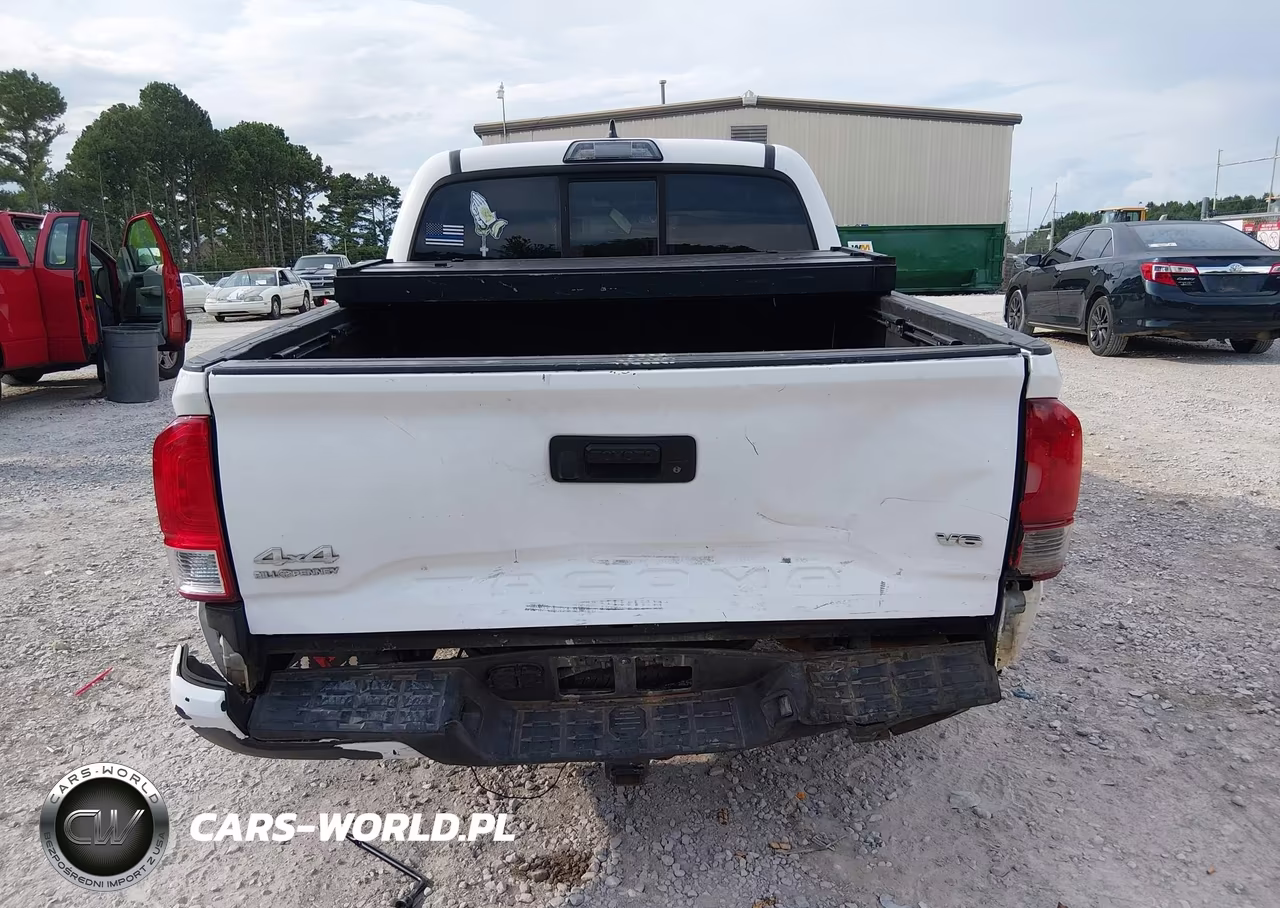 2018 Toyota Tacoma Sr V6 VIN:3TMCZ5AN2JM153486 - 6