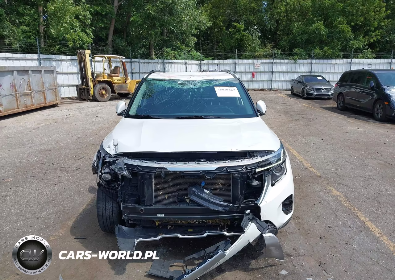 2024 Kia Seltos S VIN:KNDEUCAA7R7541960 - 12