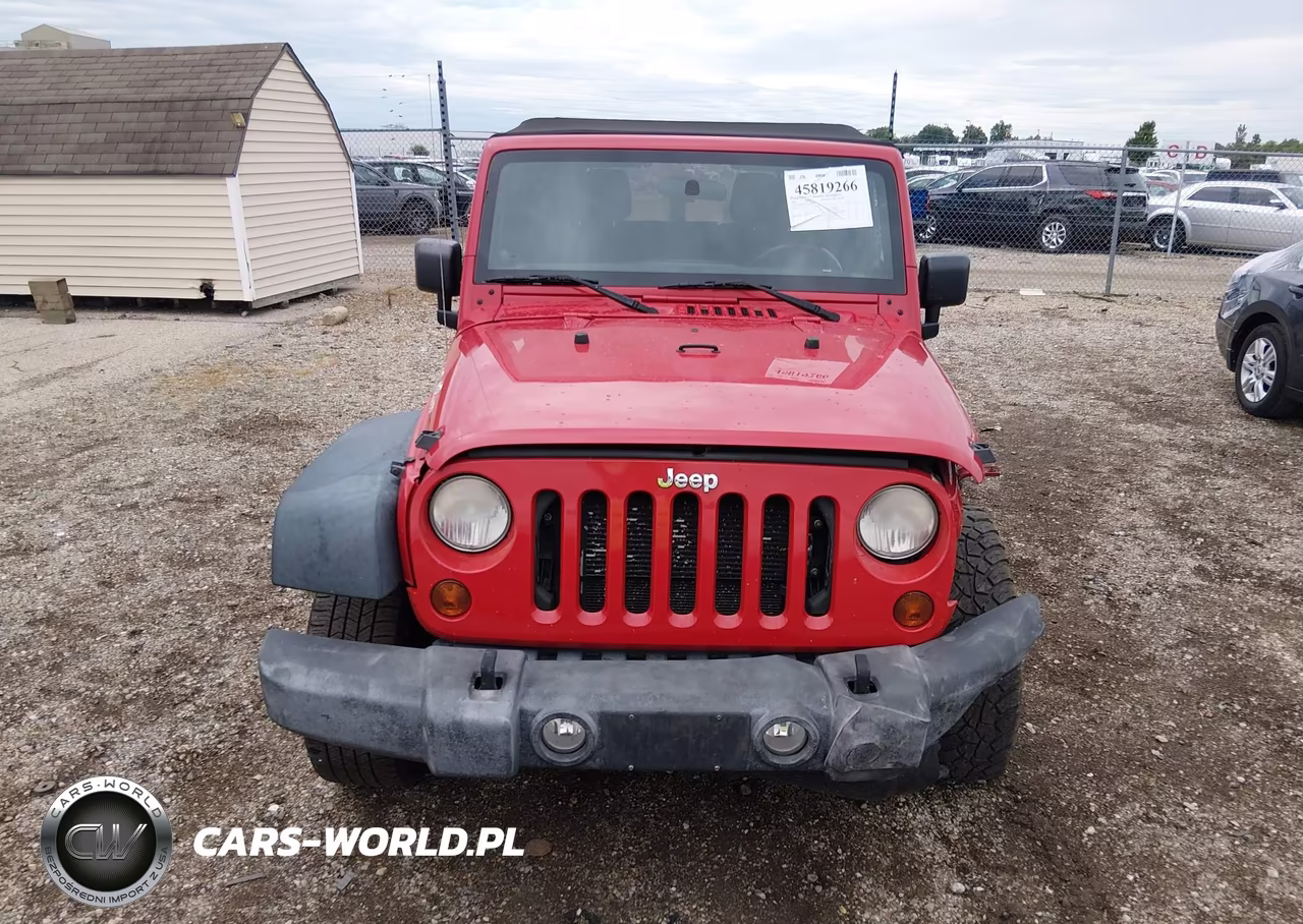 2012 Jeep Wrangler Unlimited Sport VIN:1C4BJWDG5CL224951 - 13