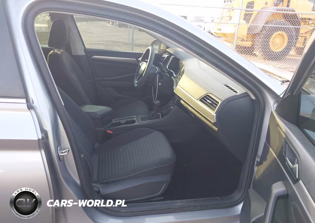 2023 Volkswagen Jetta 1.5T S VIN:3VW5M7BU9PM012137 - 5