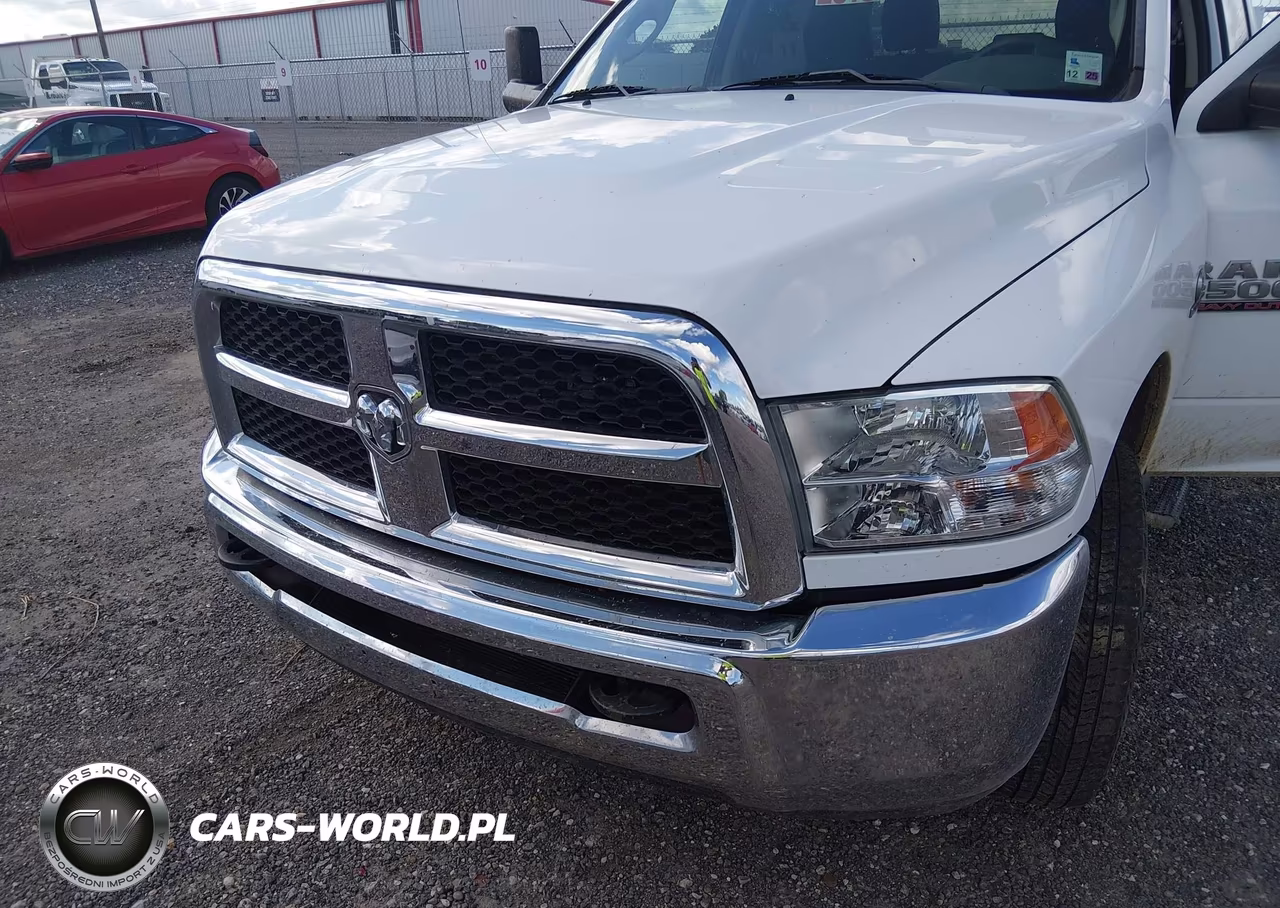 2017 Ram 3500 Tradesman 4X2 8' Box VIN:3C63RPGL4HG627407 - 11