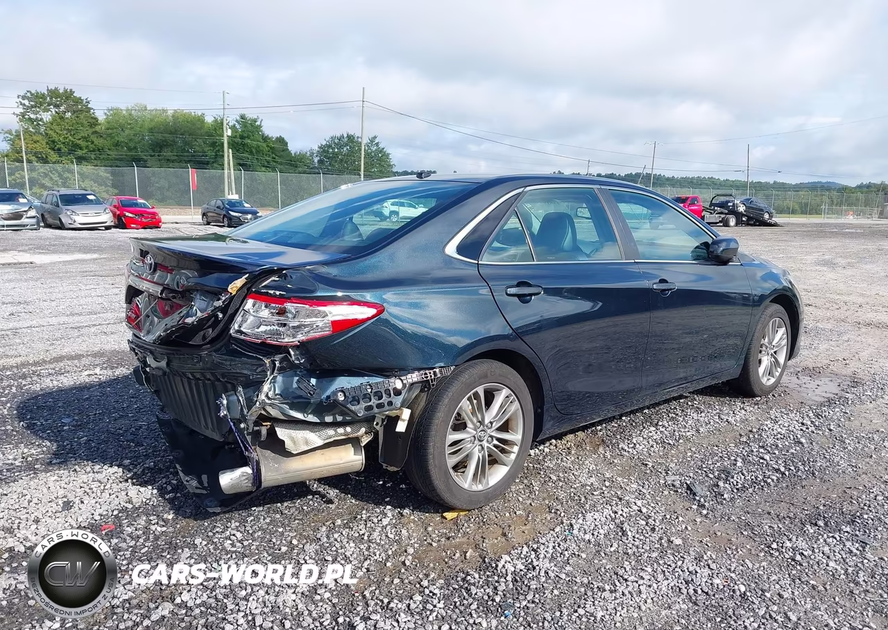 2016 Toyota Camry Se VIN:4T1BF1FK9GU213016 - 4