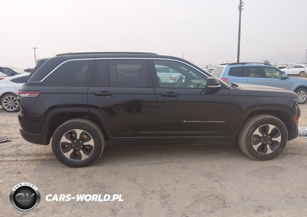 2024 Jeep Grand Cherokee 4Xe VIN:1C4RJYB64RC117919 - 13