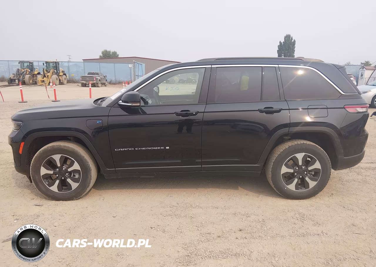 2024 Jeep Grand Cherokee 4Xe VIN:1C4RJYB64RC117919 - 14