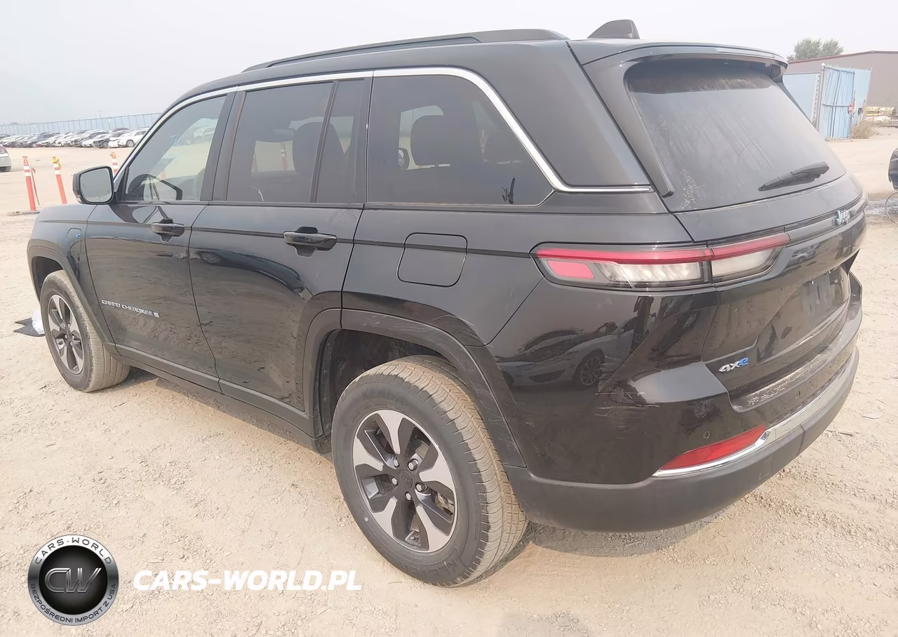 2024 Jeep Grand Cherokee 4Xe VIN:1C4RJYB64RC117919 - 3