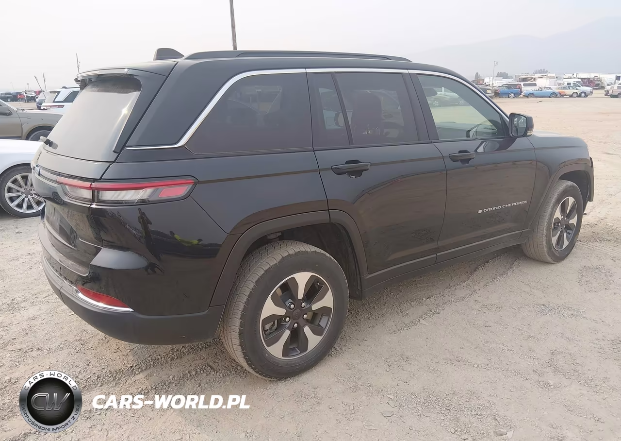 2024 Jeep Grand Cherokee 4Xe VIN:1C4RJYB64RC117919 - 4