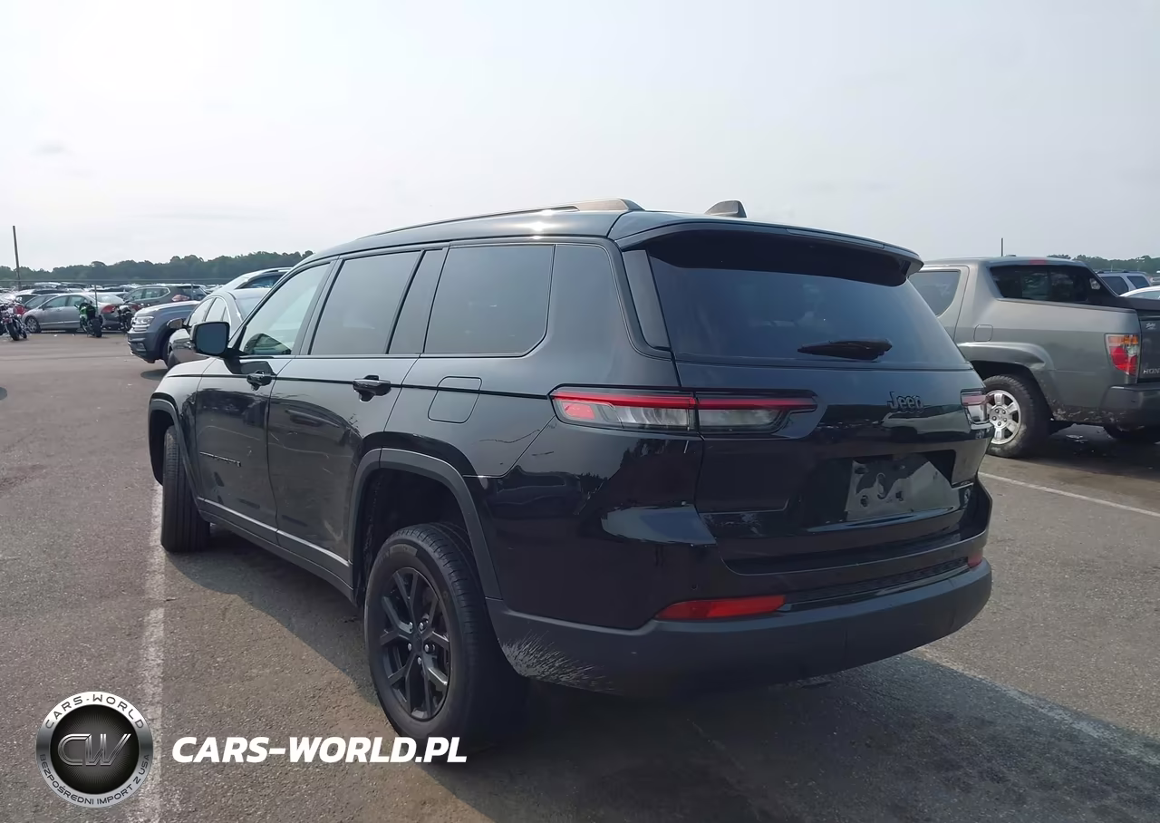 2025 Jeep Grand Cherokee L Altitude X 4X4 VIN:1C4RJKAG2S8678698 - 3